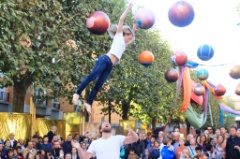 Lance moi en l air 45 * 5184 x 3456 * (6.77MB)